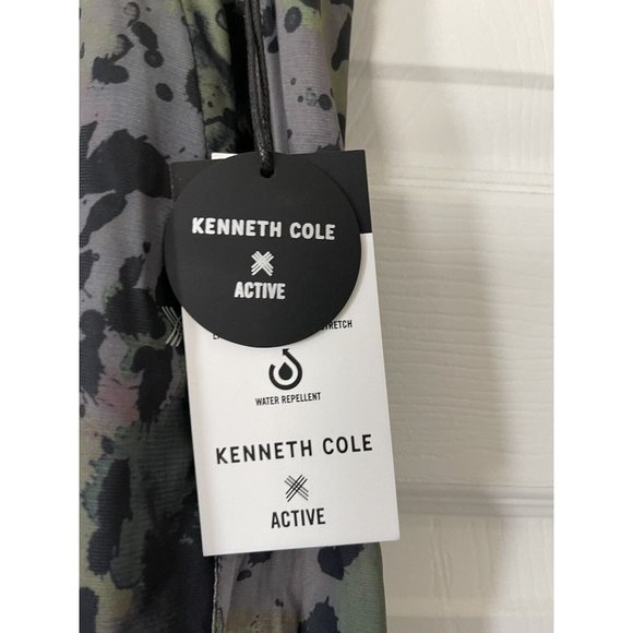 NWT Kenneth Cole Active Tech Short - Small - Picture 3 of 6
